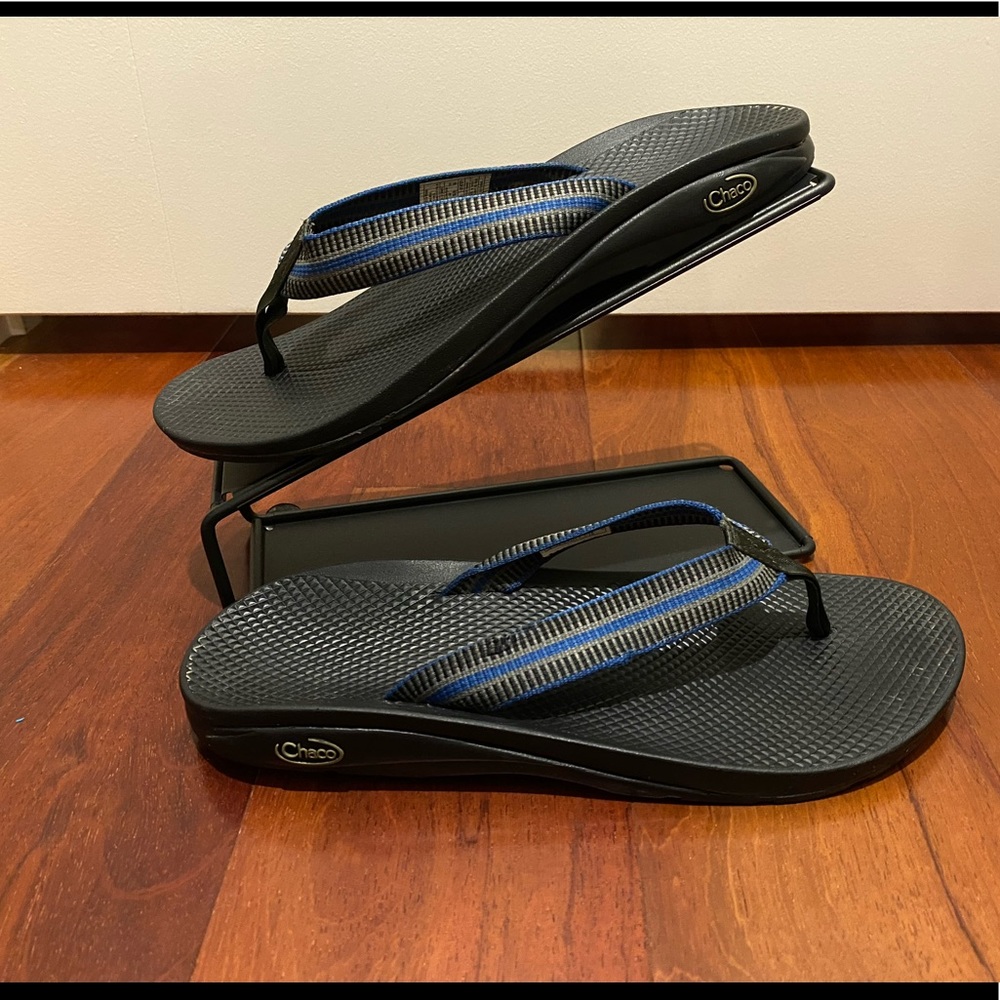 Chaco Men’s Size 10 Eco tread Flip Iron Sandals